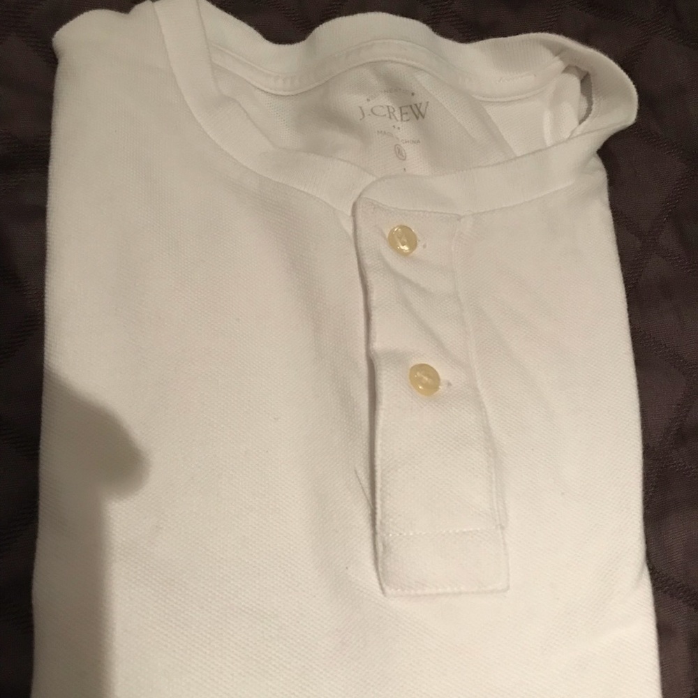 White J Crew Short Sleeve Henley Shirt